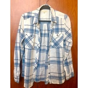 White and Blue Flannel Button Up NWNT
